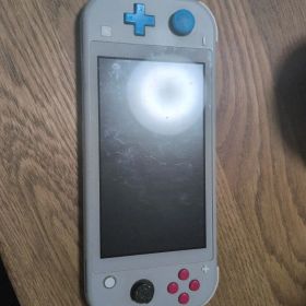 Nintendo Switch Lite 本体