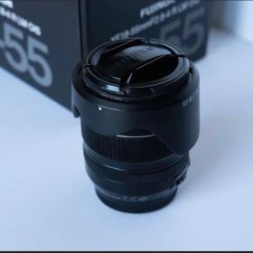 FUJIFILM XF18-55mm F2.8-4 R LM OIS