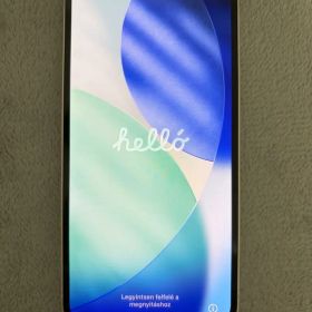 Apple iPhone 13 スターライト 本体