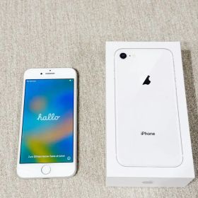 美品 iPhone 8 64GB シルバー