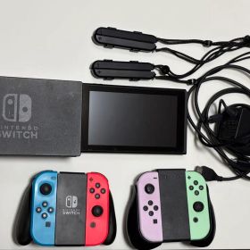 Switch本体 ＋Joy-Con2組（4本）
