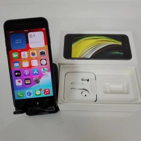 Apple iPhone SE (MX9R2)・スマホ・第2世代・ブラック・SIMロックあり・DOCOMOキャリア・64GBiOS 14.7.1 #002953