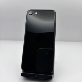 【04】iPhoneSE2 128GB ブラック