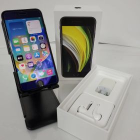 Apple iPhone SE2 (MX9R2)・スマホ・第2世代・ブラック・SIMロックあり・DOCOMOキャリア・64GBiOS 17.1.2 #002974