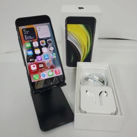 Apple iPhone SE2 (MX9R2)・スマホ・第2世代・ブラック・SIMロックあり・DOCOMOキャリア・4GBiOS 17.2.1 #002963