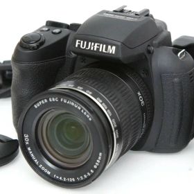【中古】【並品】富士フイルム FinePix HS30EXR CA01-R6700-3Y2A FUJIFILM デジカメ コンデジ 光学ズーム 手ブレ補正 中古