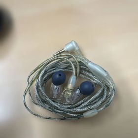 Shure SE215 有線イヤホン 本体 専用ケース付き