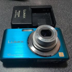 Panasonic LUMIX DMC-FS7 ブルー 充電器付 動作確認済