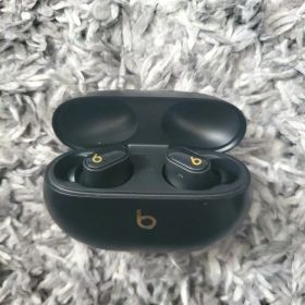 Beats Studio Buds+ ノイズキャンセリング イヤホン