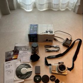 OLYMPUS PEN Lite E-PL7 本体 ミラーレス一眼