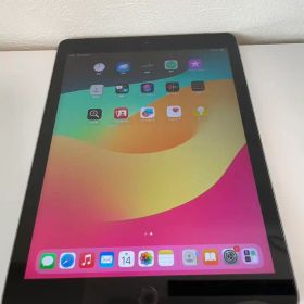 Apple iPad 第6世代 32GB 本体 cellular+WiFi