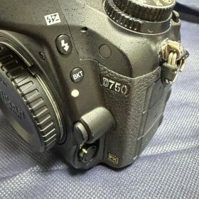 Nikon D750