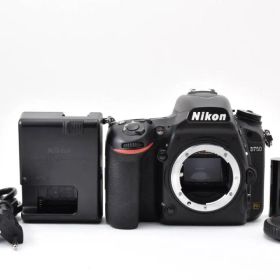 【ショット数5724回】 NIKON D750 海外モデル日本語対応 Y3853