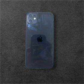 Apple iPhone 11 ブラック 本体