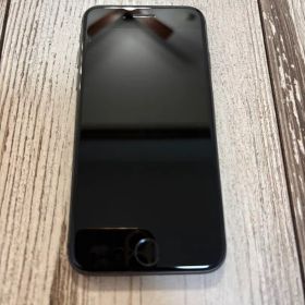 Apple iPhone 8 ブラック 本体