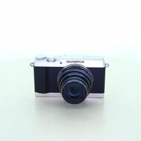 【中古】 (オリンパス) OLYMPUS STYLUS SH-1 シルバー【中古カメラ コンパクトデジカメ】 ランク：B