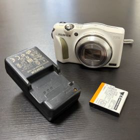 FUJIFILM FINEPIX F800EXR【※訳あり・説明必読です】