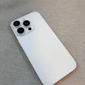 iPhone 16Pro SIMフリー バッテリー100% ケース付き