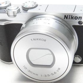 Nikon 1 J5 2,081万画素 FULL HD 付属品多数 動確 極美品