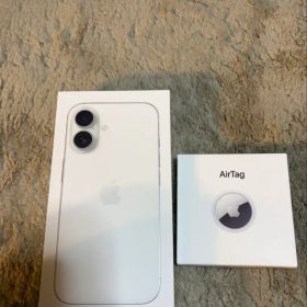 Apple iPhone 16 128GB White & AirTag
