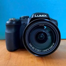 Panasonic Lumix DMC-FZ200