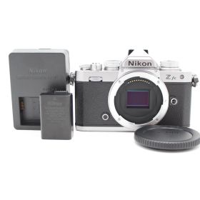 ショット数234！■ほぼ新品■ NIKON ミラーレス一眼カメラ Z fc ボディ Zfc シルバー ♯14415