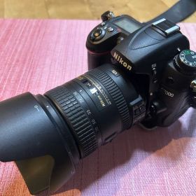 Nikon D7000 AF-S DX NIKKOR 18-200mm