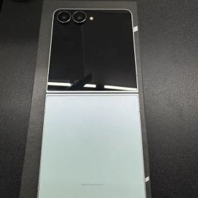 Samsung Galaxy Z Flip7 本体 ミントSM-F766Q