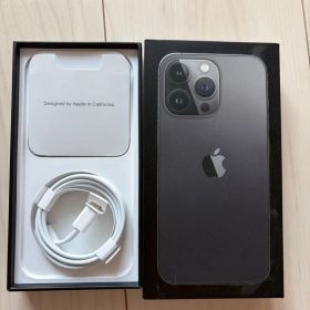 Apple iPhone 13 Pro 本体
