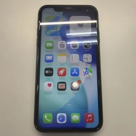 iPhone 11 64GB ブラック 82% 海外版