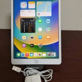 493 美品 iPad 第7世代 10.2 A10◆3GB◆32GB◆100％