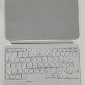 Apple Magic Keyboard Folio 11インチ A2695