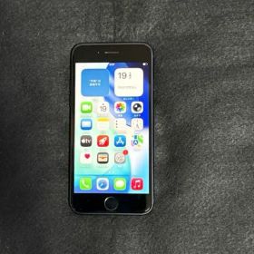 iPhone SE （第3世代）ミッドナイト 64GB （本体のみ）