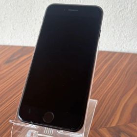 ☆美品☆バッテリー100%☆iPhone SE 第3世代 (SE3) ①