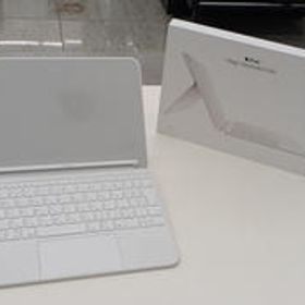MAGIC KEYBOARD FOLIO MQDP3J/A APPLE