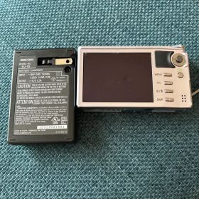 RICOH CX3 デジタルカメラ 本体 充電器付き