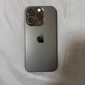 Apple iPhone 15 Pro 本体