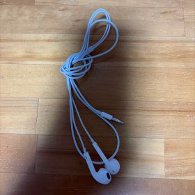 Apple EarPods 3.5mmプラグ ホワイト