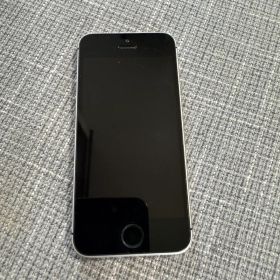 Apple iPhone SE 第1世代 本体/バッテリー最大容量：93％