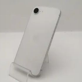 【中古】Apple 楽天モバイル 【SIMフリー】 iPhone 16e 128GB ホワイト MD1R4J/A【東池袋1丁目】保証期間１ヶ月【ランクA】