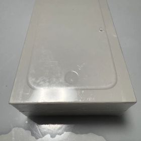 新品未開封 iPhone 6