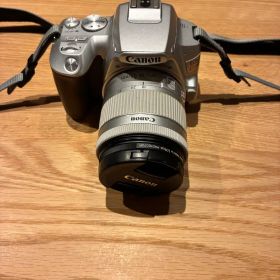 Canon EOS Kiss X10 シルバー 本体、充電器