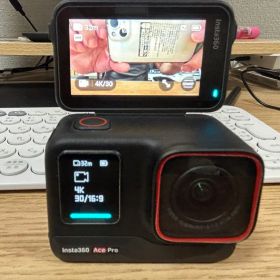 【美品】Insta360 Ace Pro 本体 アクションカメラ