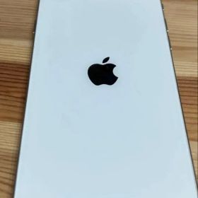 iPhone SE2 本体 ホワイト SIMフリー 画面割れ、傷無し