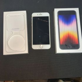 Apple iPhone SE 第3世代 64GB 本体