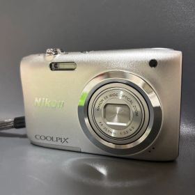 Nikon COOLPIX A100 デジタルカメラ シルバー 動作確認済