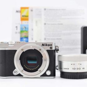 ニコン Nikon 1 J5 Mirrorless Camera Silver 10-30mm Lens 1793 Shots [美品] #Z6836A