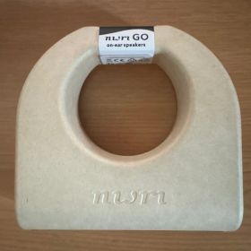 nwm GO on-ear speakers 本体