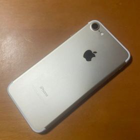 iPhone7 32GB SIMフリー 割れなし バッテリー最大容量95% 美品