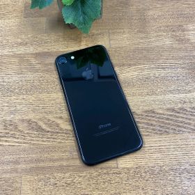 iPhone 7 128GB ブラック国内版 SIMフリー送料無料